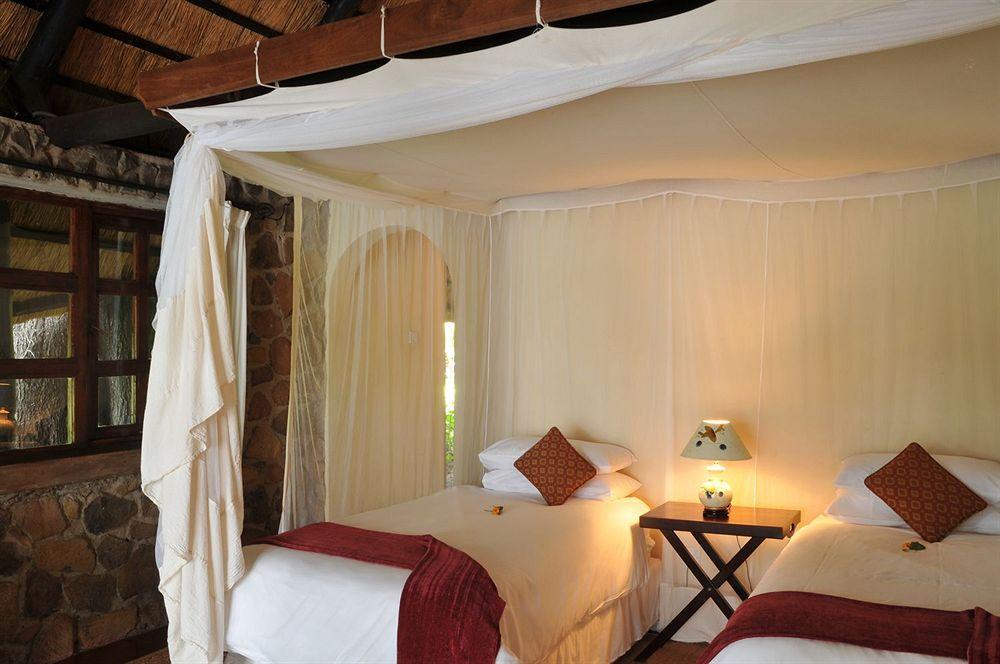 Three Cities Thorntree River Lodge Livingstone Eksteriør billede