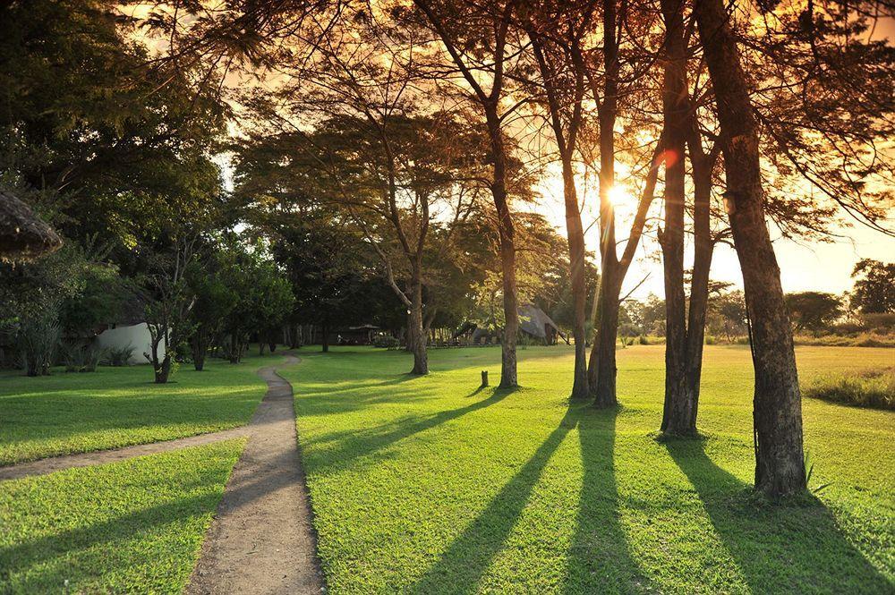 Three Cities Thorntree River Lodge Livingstone Eksteriør billede